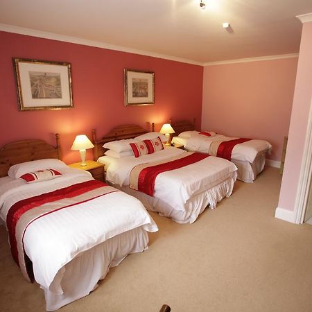 The Imperial Hotel Stroud  Buitenkant foto